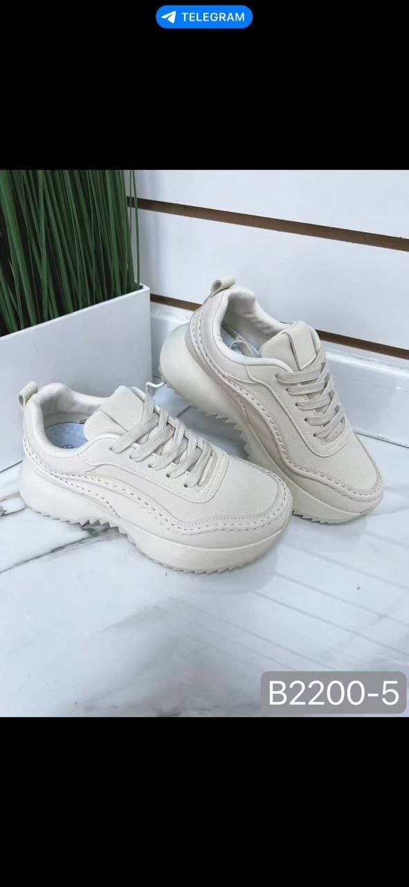 женские кроссовки,белые кроссовки,кроссовки белые женские,,кроссовки массивные