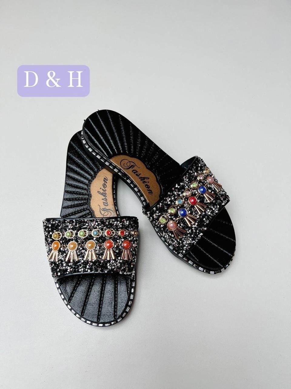 женские шлепанцы,шлепки со стразами,шлепанцы со стразами,,шлепанцы модные