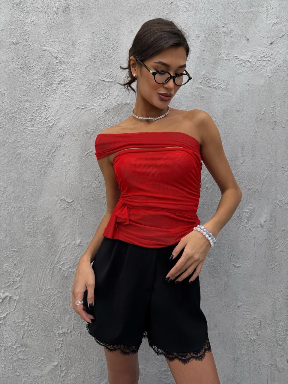 женские топы,топ с открытыми плечами нарядный с драпировкой,топ с открытыми плечами нарядный с драпировкой triviaa