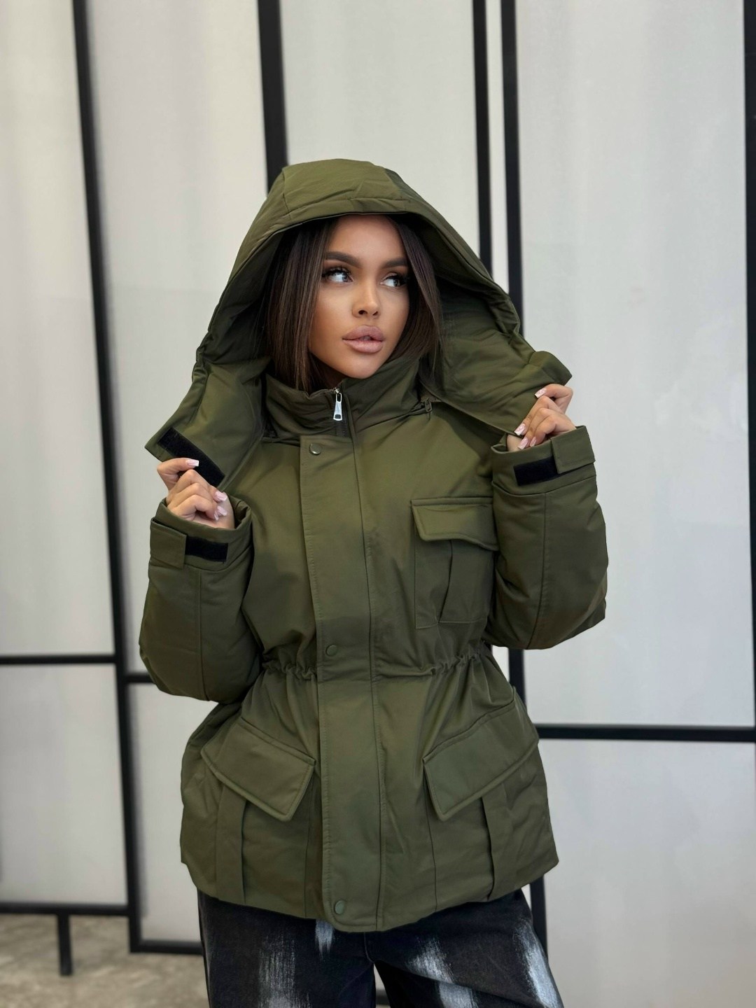 женская демисезонная куртка,куртка женская,куртка женская демисезонная с капюшоном красная,куртка женская демисезонная с капюшоном,женская куртка зимняя