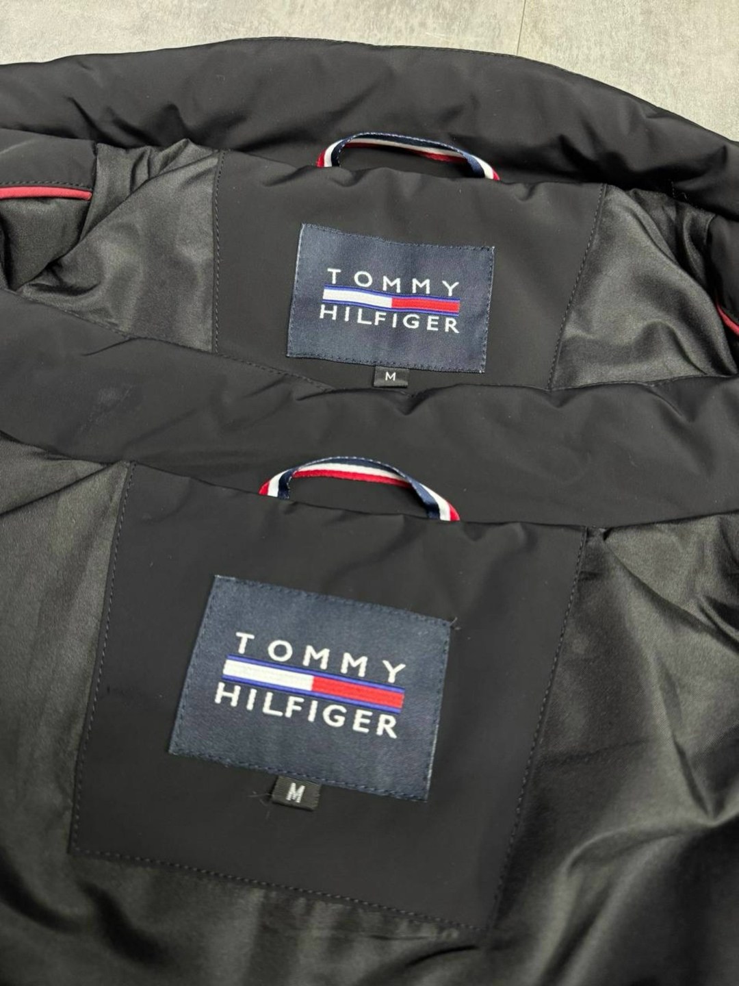 мужская куртка tommy hilfiger,куртка с воротником стойкой tommy hilfiger,куртка томми хилфигер черная,ветровка tommy hilfiger ветровка,ветровка томми хилфигер