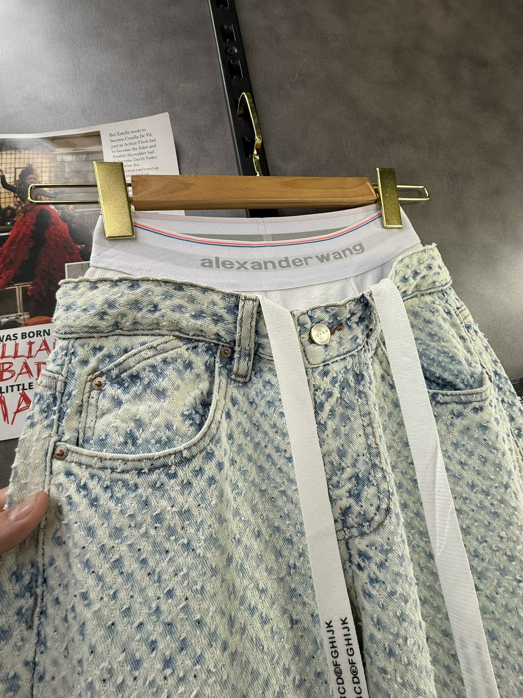 женские джинсы,модные джинсы,стильные джинсы,джинсы широкие,джинсы