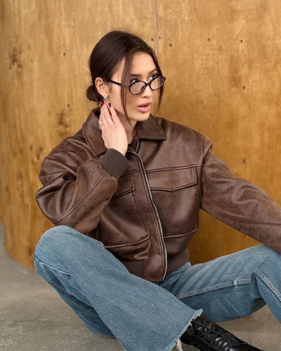 женская кожаная куртка,кожаная куртка бомбер женская,кожаная куртка,куртка женская,стильная куртка