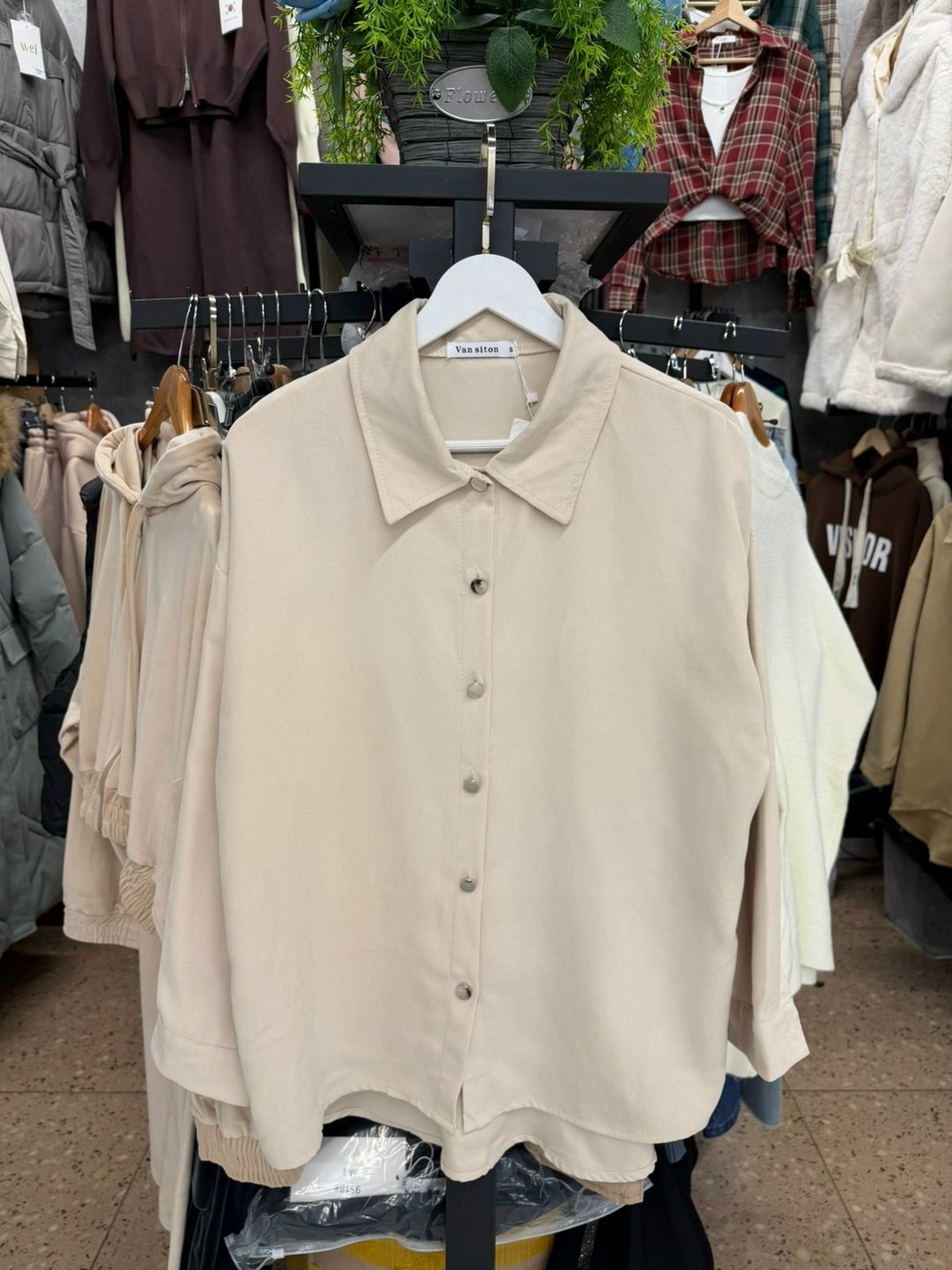 женская рубашка,повседневная рубашка,блузка рубашка женская,бежевая рубашка женская,рубашка женская оверсайз