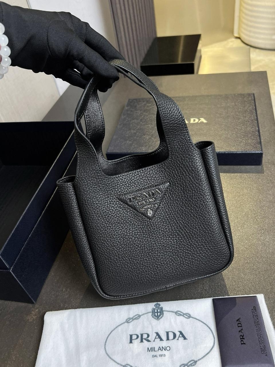 сумка,женская сумка prada,сумка prada,сумка тоут,женская сумка