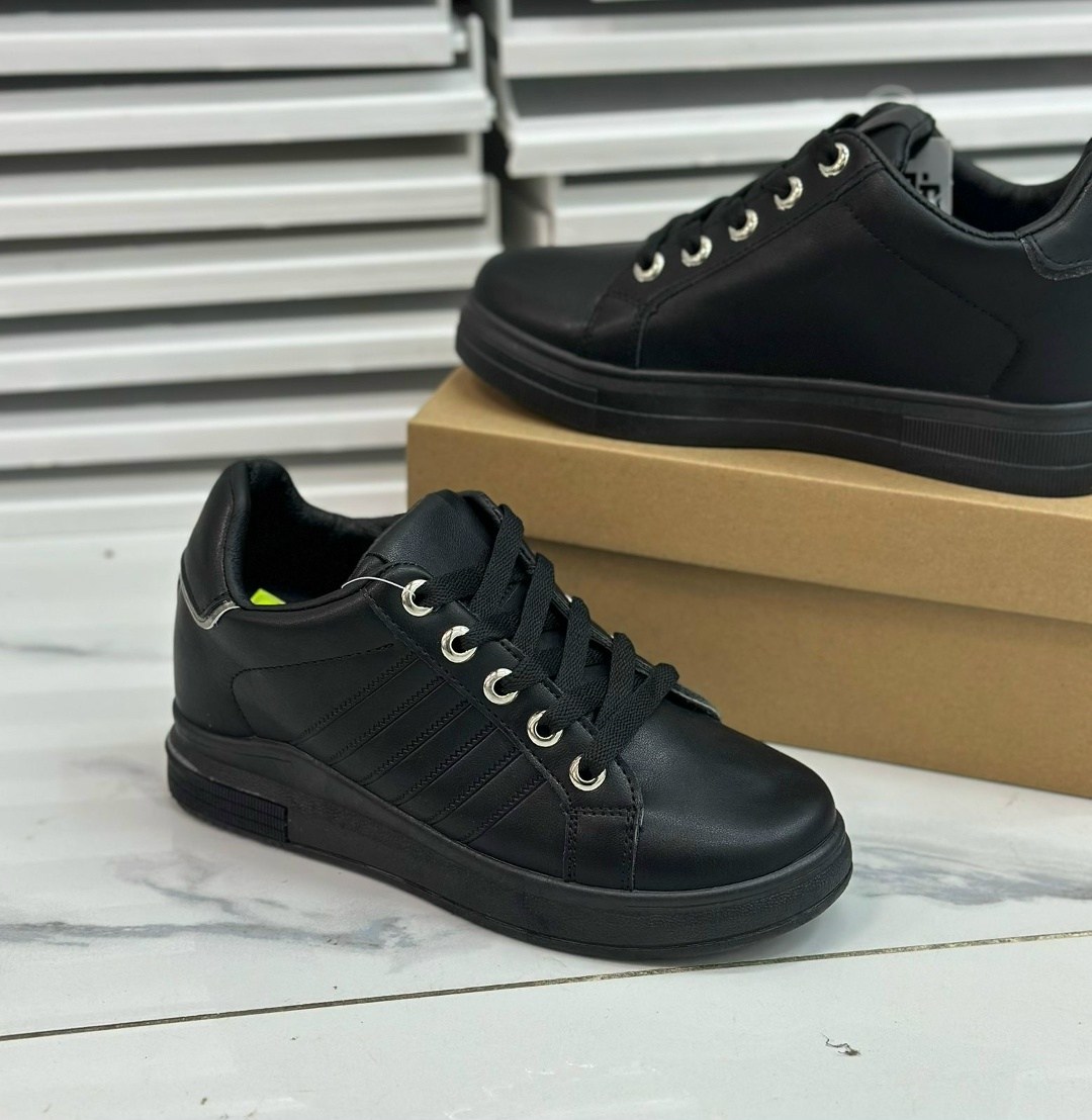 ,женские кроссовки,кроссовки белый,кроссовки для женщин,кроссовки модные женские