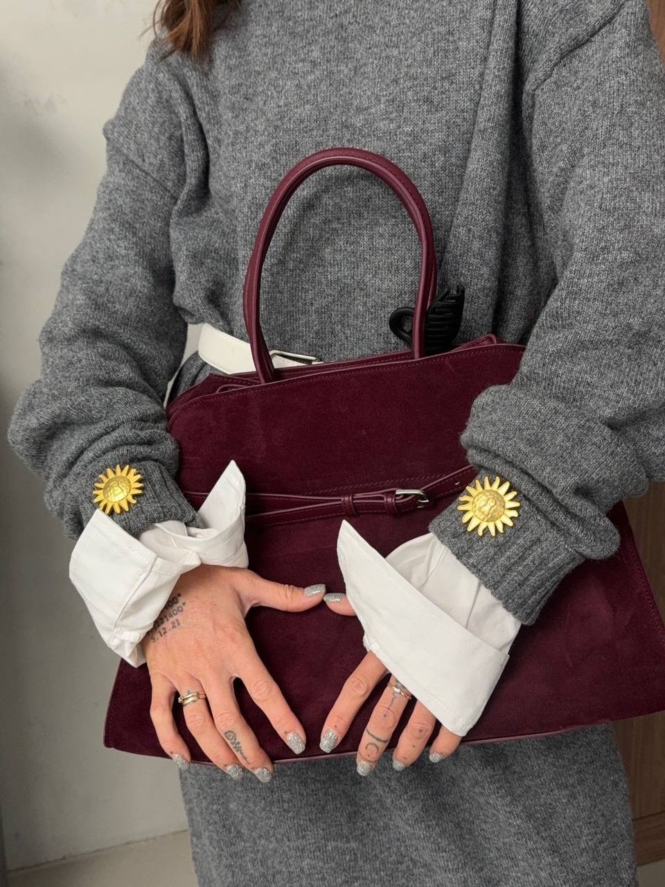 платье трикотажное с ремнем emberens 250483220,трикотажное платье,женское платье,модели платьев,темно-серое вязаное платье-свитер от fendi