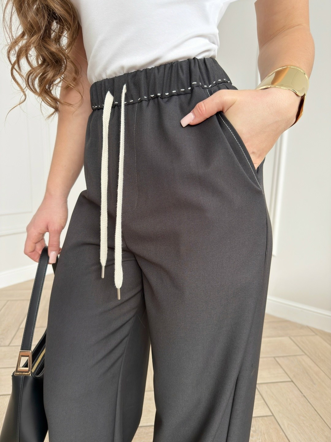 брюки палаццо,широкие брюки,стильные брюки прямого кроя,женские брюки,черные широкие брюки