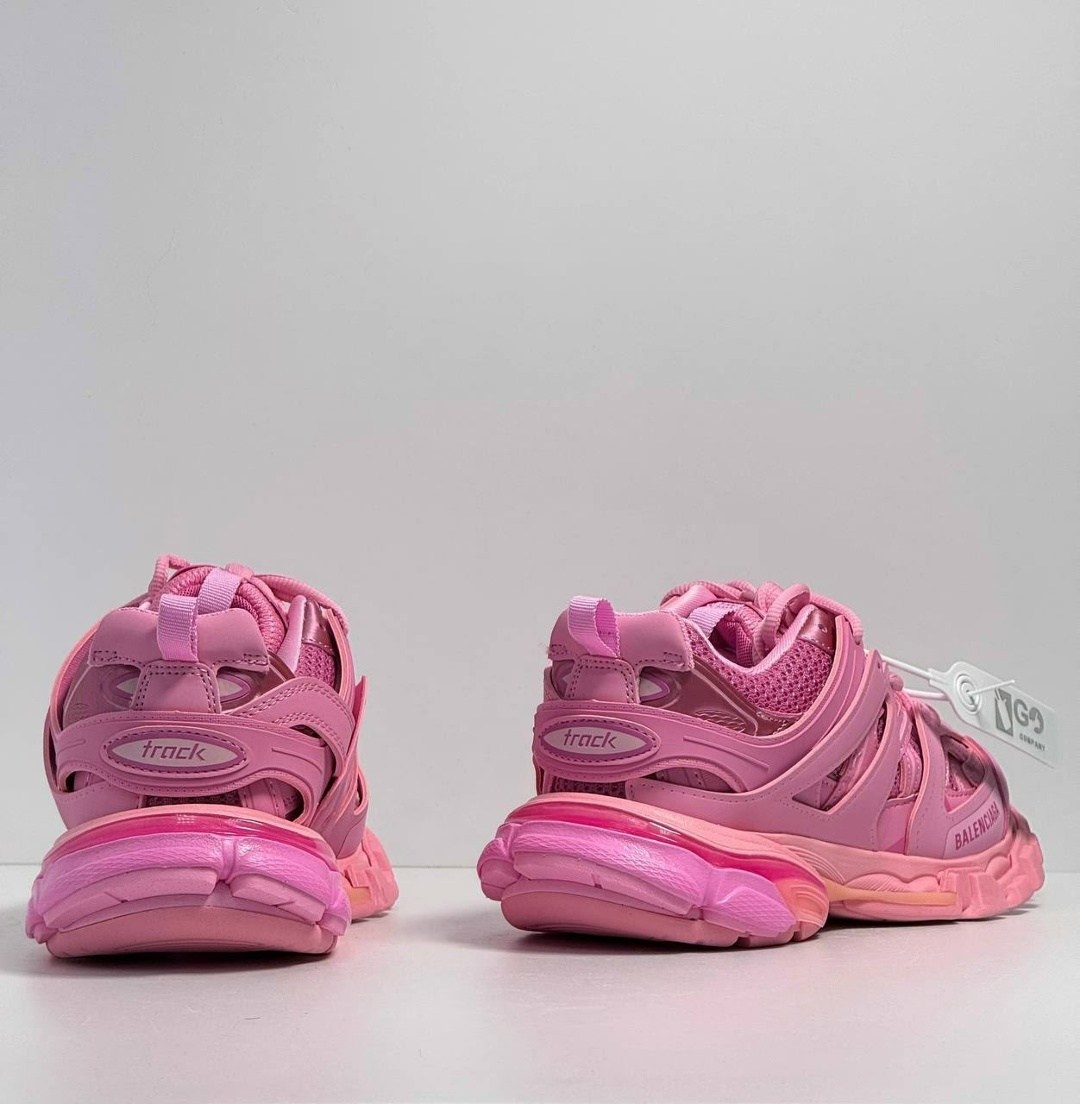 баленсиага кроссовки трек розовые,кроссовки женские balenciaga track,женские кроссовки balenciaga,баленсиага розовые,кроссовки balenciaga track