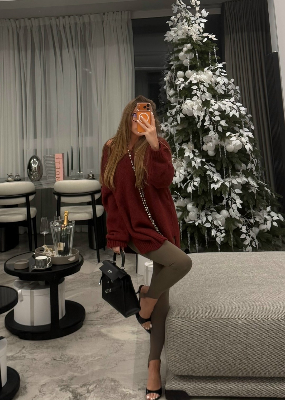 стильные наряды,женские костюмы,солнцезащитные очки balenciaga,анастасия