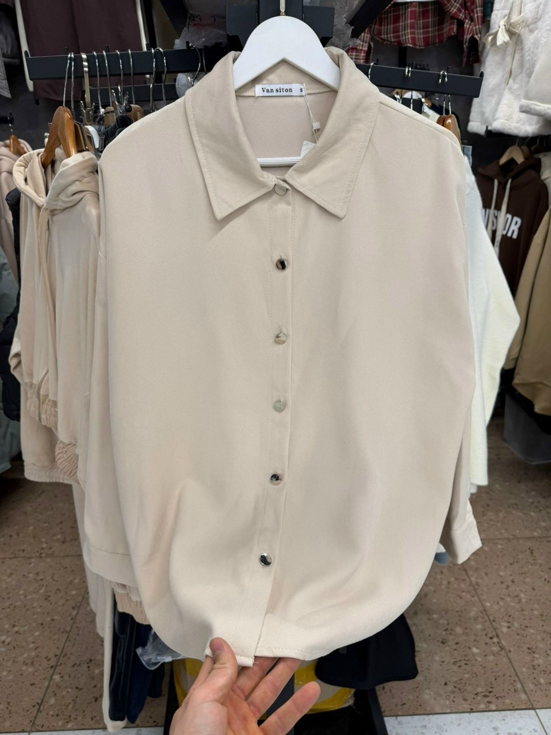 женская рубашка,повседневная рубашка,блузка рубашка женская,бежевая рубашка женская,рубашка женская оверсайз