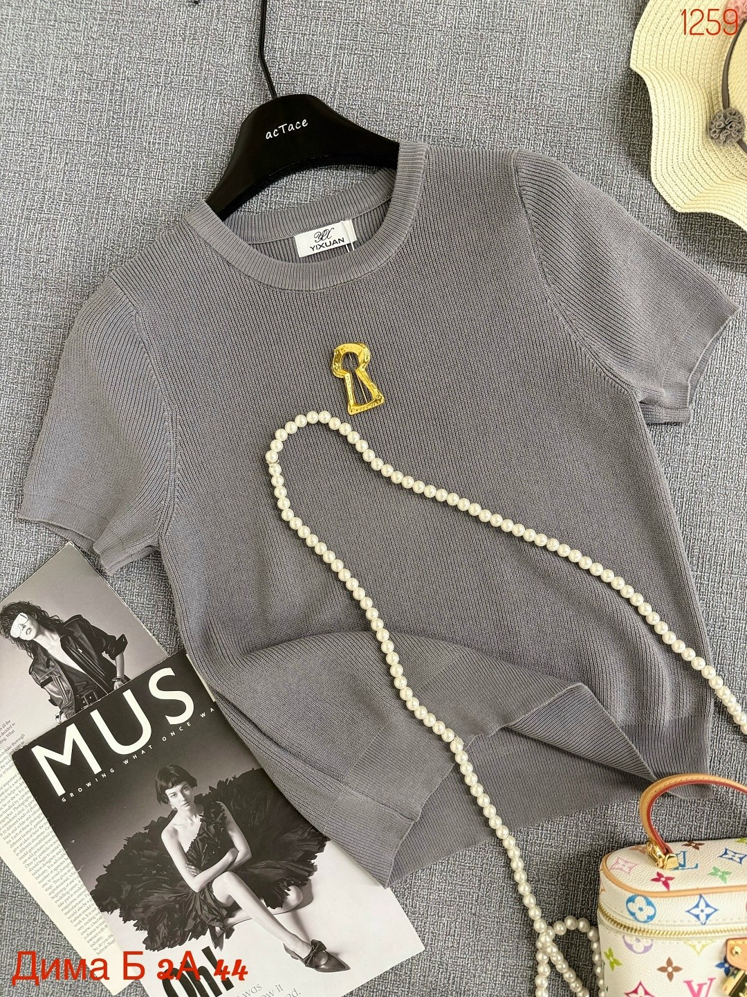 женская кофта,вязаная футболка,кофточка,женская футболка,трикотажная блуза