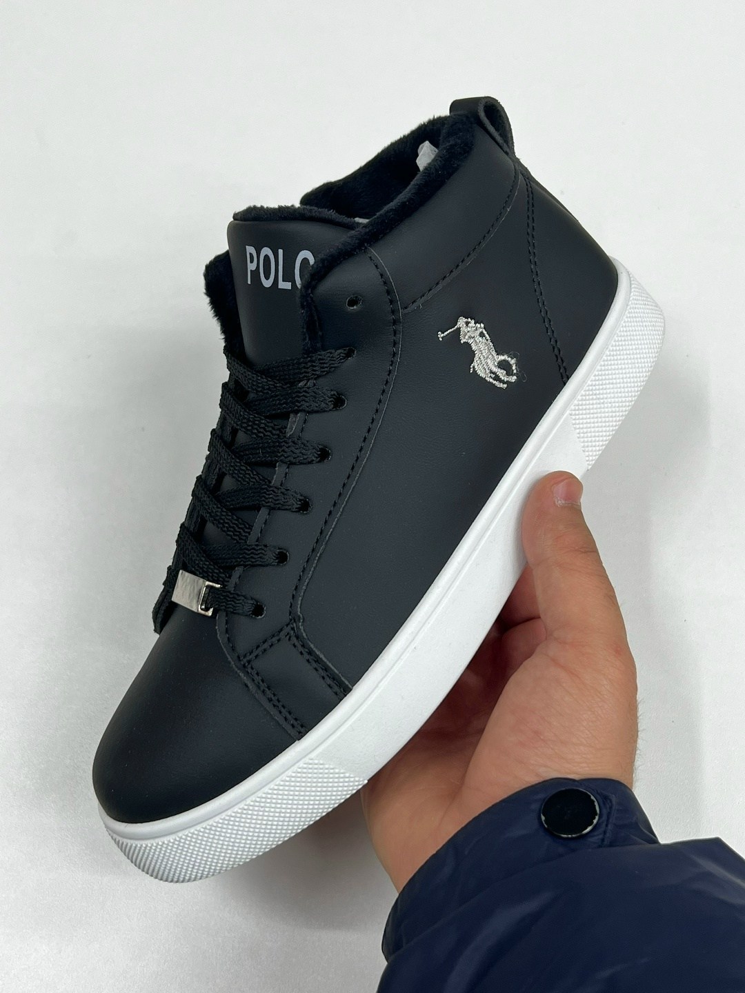 ,мужские высокие кроссовки,спортивная , мужская,обуви