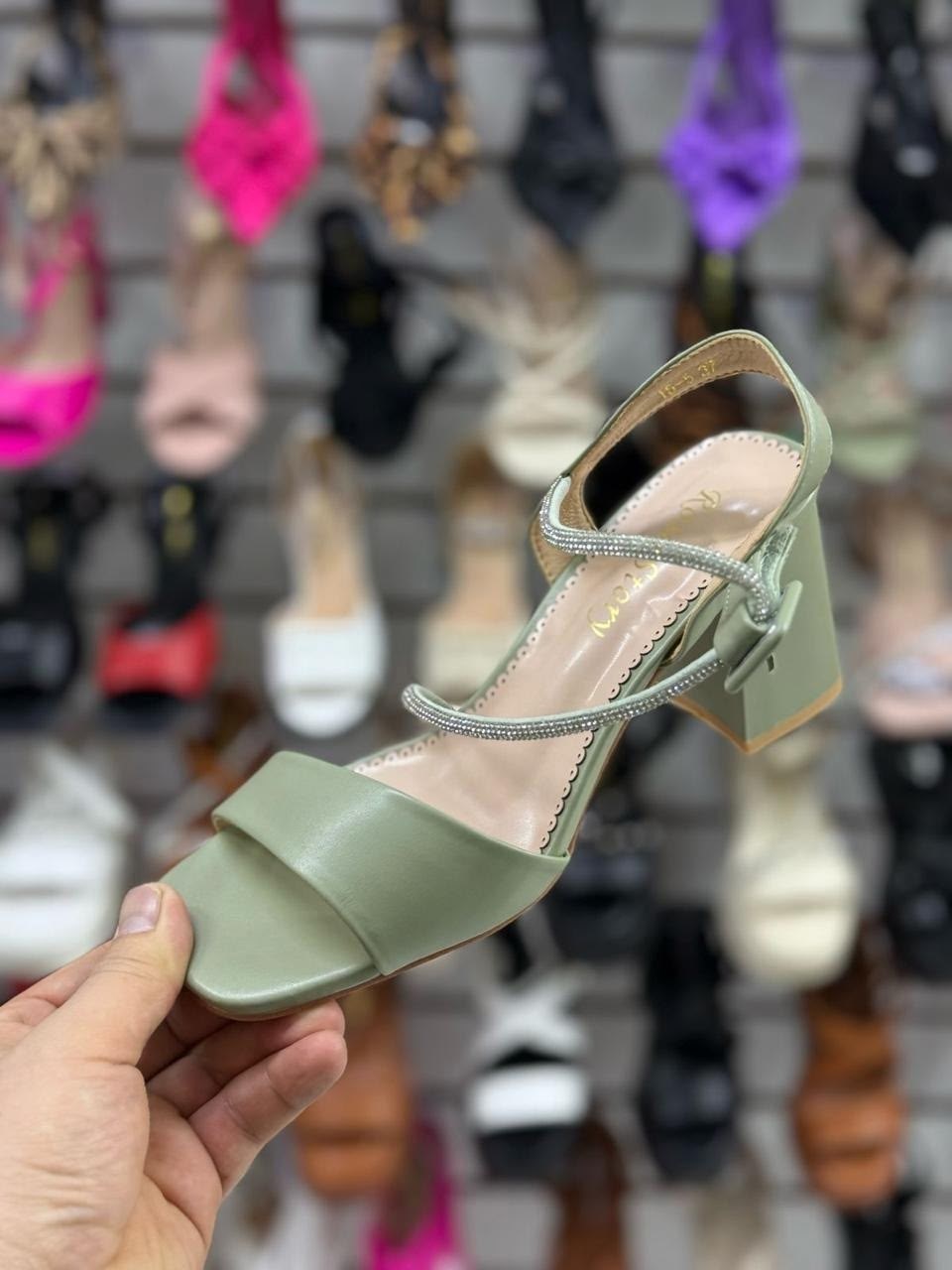 босоножки женские,босоножки на каблуке летние,босоножки на каблуках,босоножки зеленые,стильные босоножки