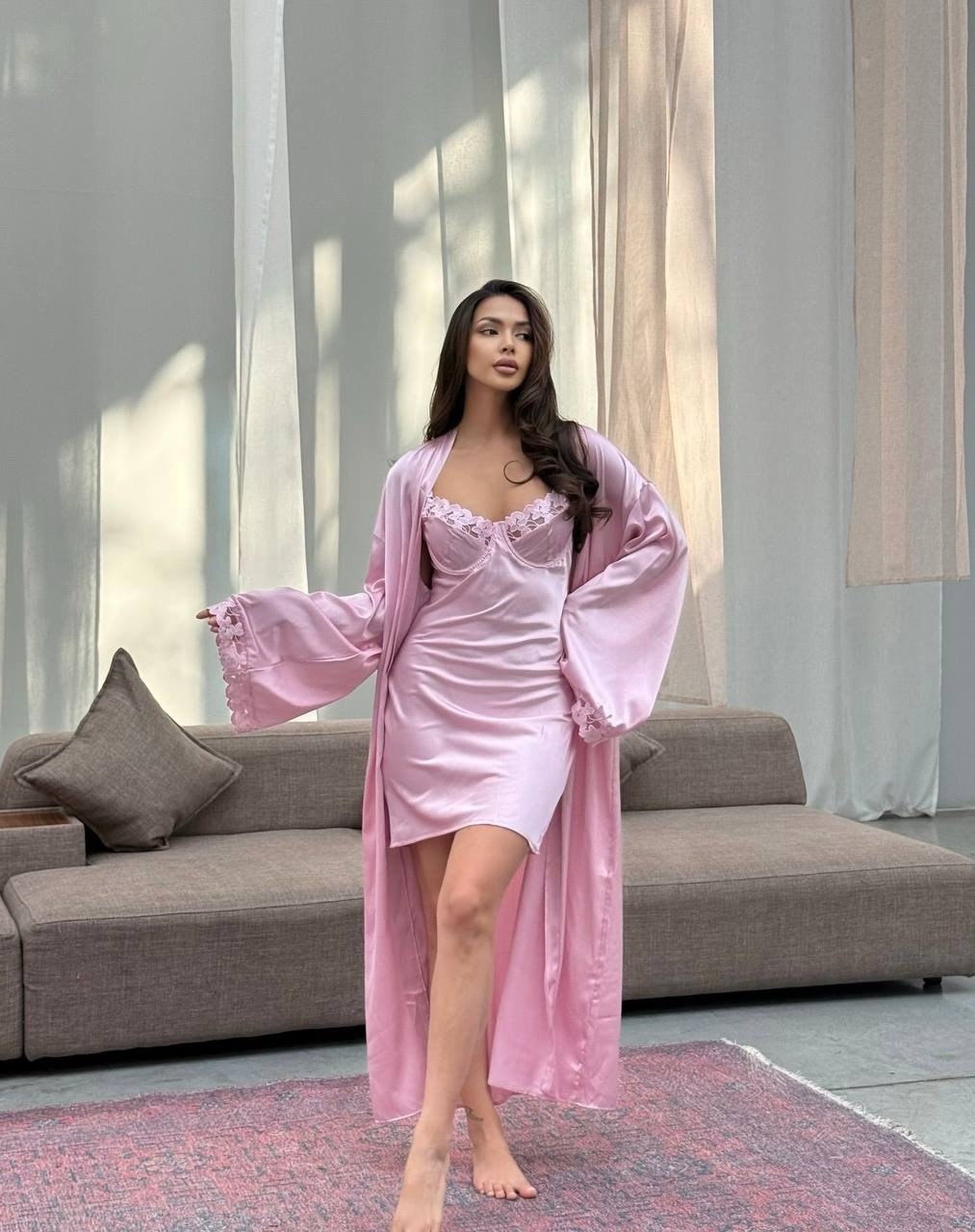 атласный халатик с кружевом,атласный пеньюар,пеньюар женский,шелковый халат,пеньюар шелковый