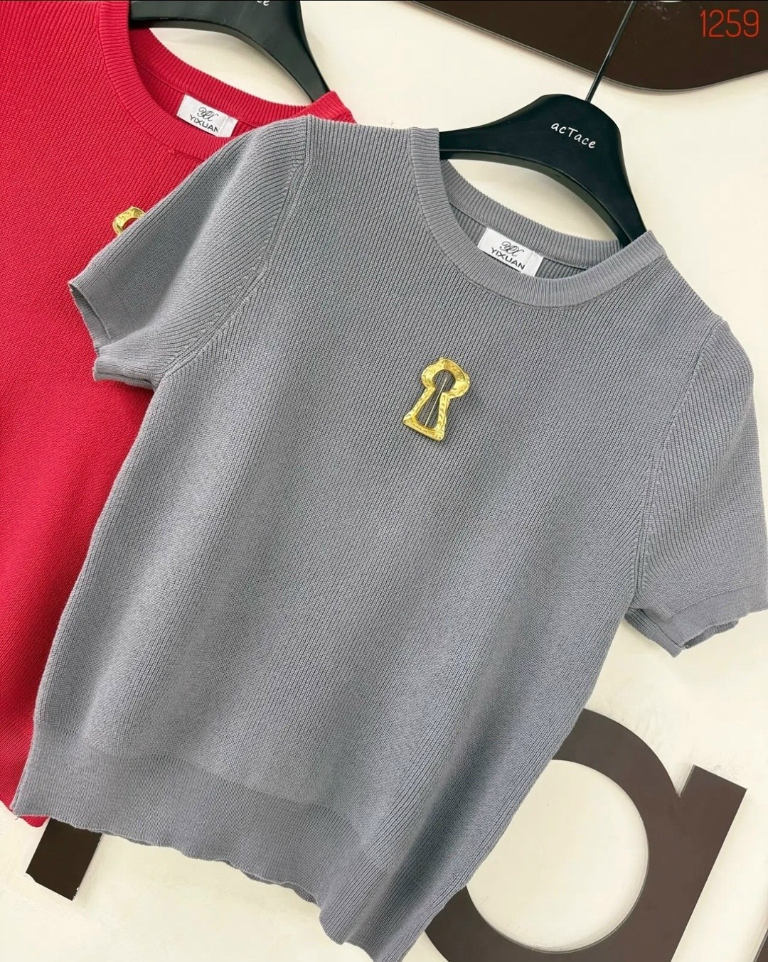 кофта женская,вязаная футболка,женская футболка,блузка вязаная,дизайн свитера