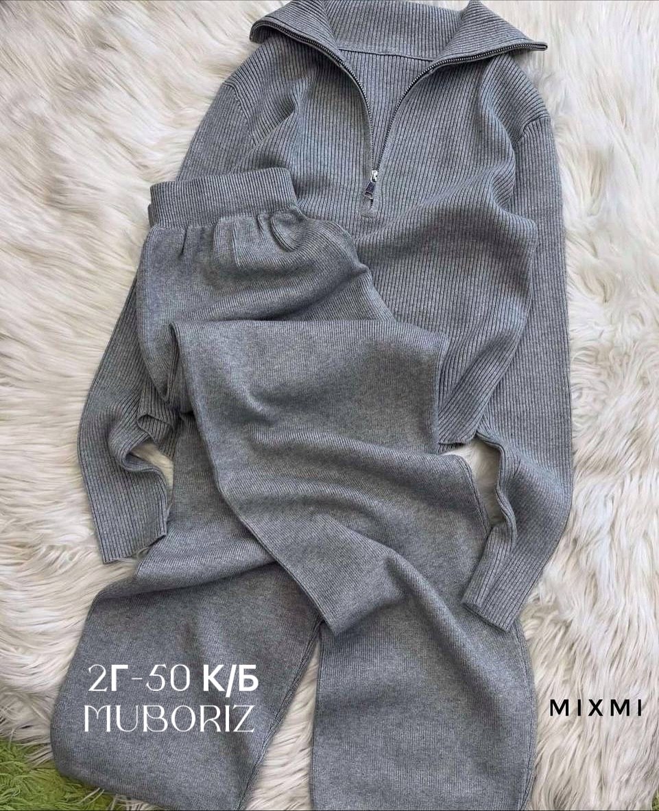 вязаные костюмы,трикотажный костюм,костюмчик трикотажный,костюм