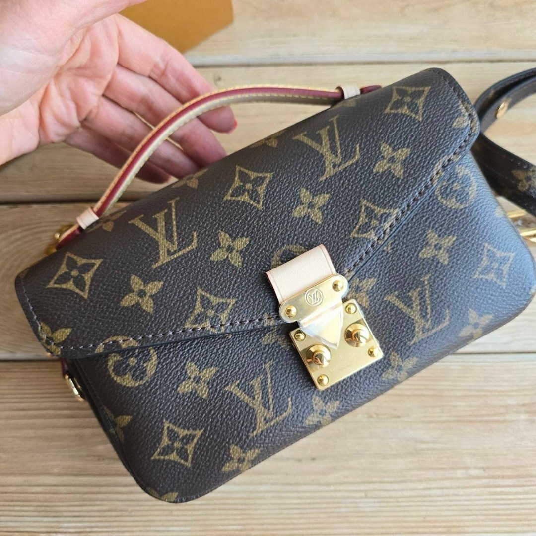 louis vuitton сумка на плечо кросс-боди,сумка женская louis vuitton,cумка louis vuitton,сумка на плечо louis vuitton,сумка луи виттон