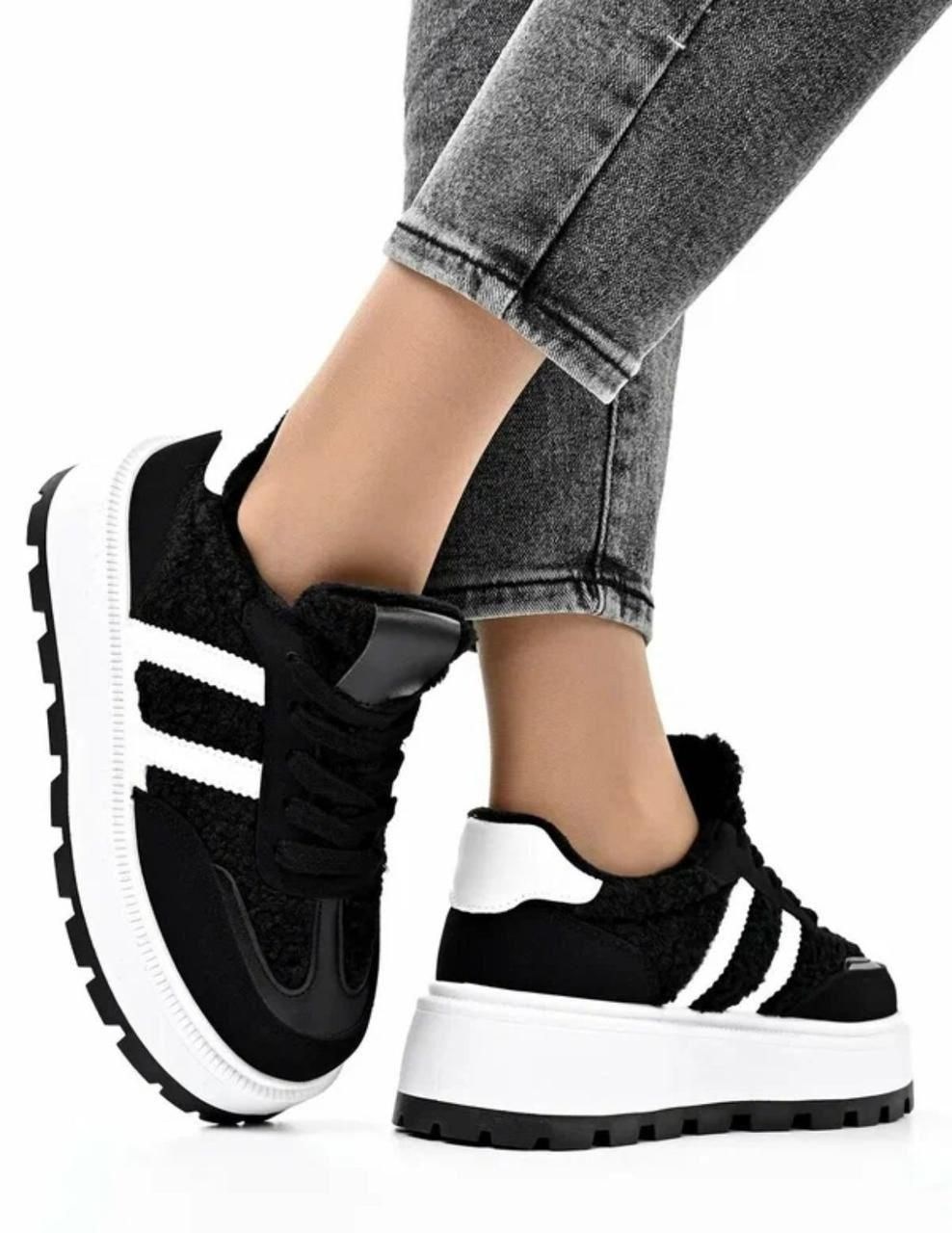 ,кроссовки женскиe,черные кроссовки,кроссовки с высокой подошвой,кроссовка