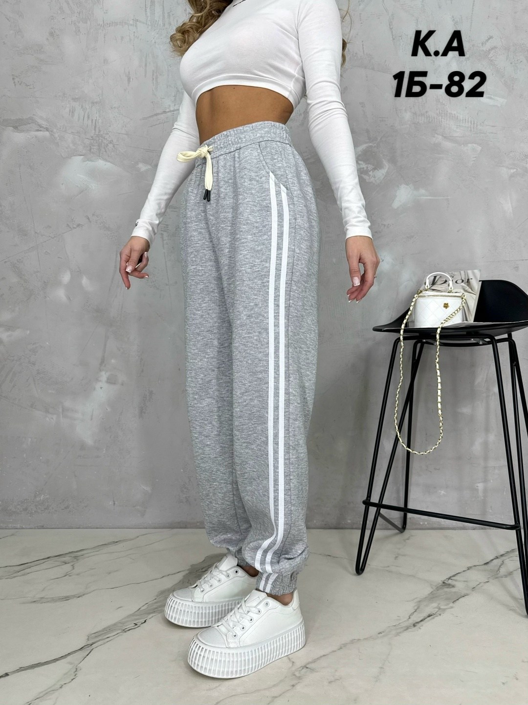 серые штаны женские спортивные свободные,спортивные штаны женские,спортивные штаны,брюки спортивные женские,штаны женские