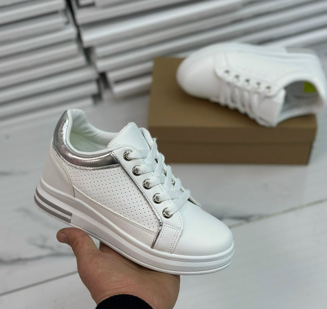 ,женские кроссовки,кроссовки белый,кроссовки для женщин,кроссовки модные женские