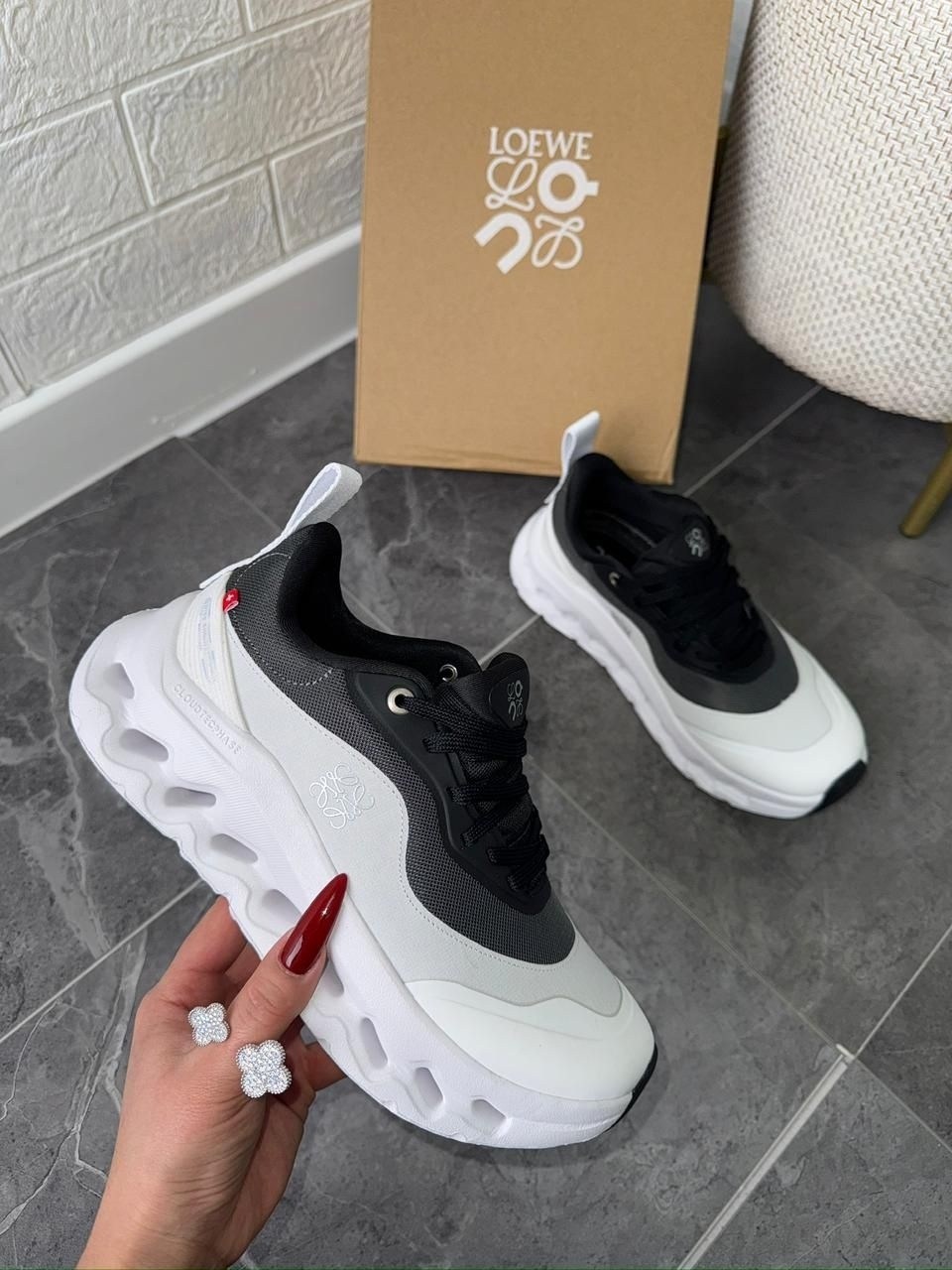 женские кроссовки,модные кроссовки,кроссовки женские на платформе,черные кроссовки,стильные женские кроссовки