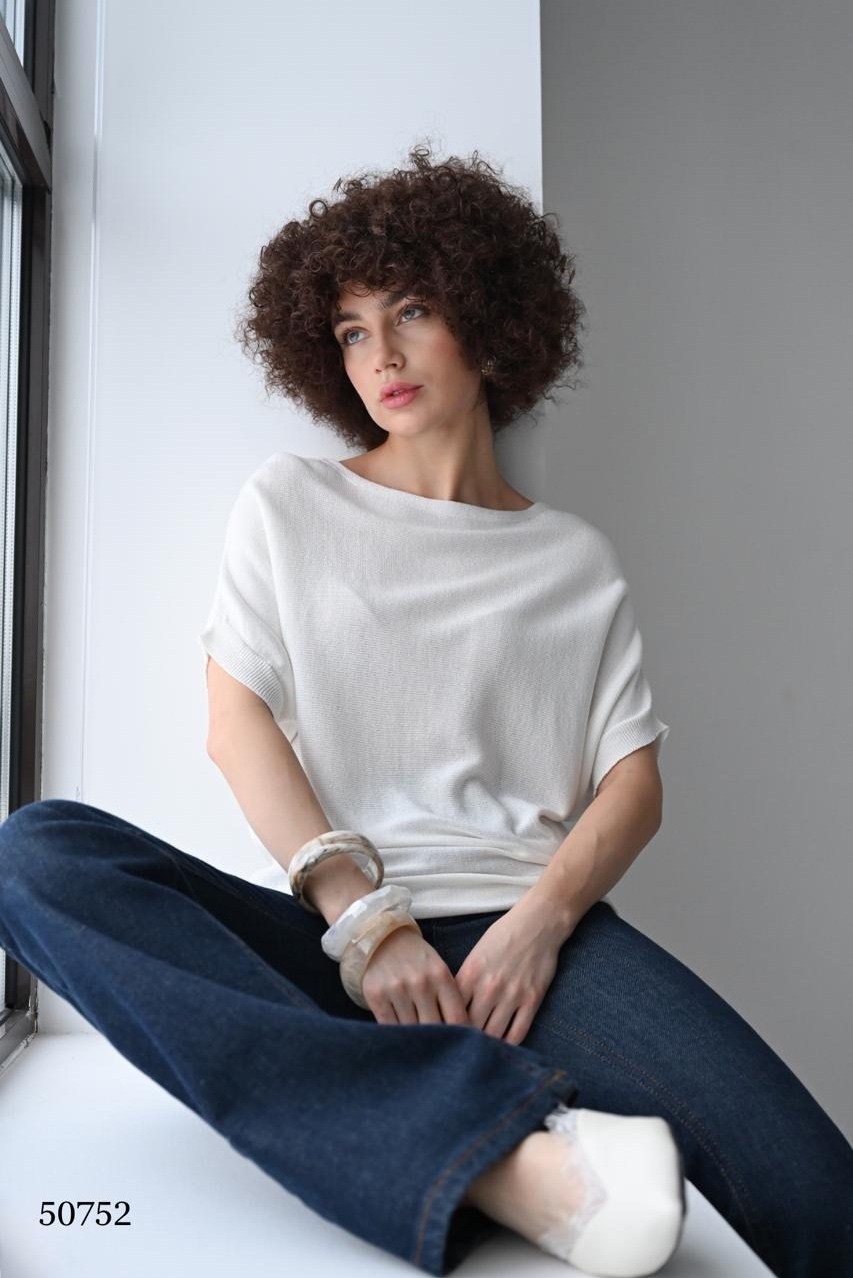 модная кофта,джемпер,кофта офисная,базовая женская футболка,джемпер легкий