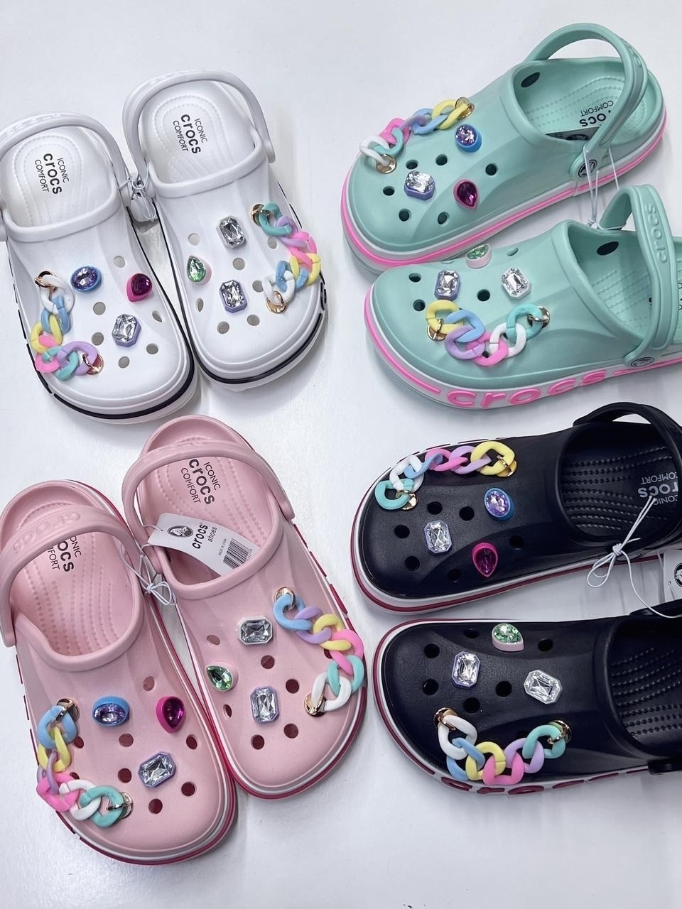 кроксы с джибитсами женские,кроксы с джибитсами,джибитс crocs сандалии,crocs jibbitz charms,