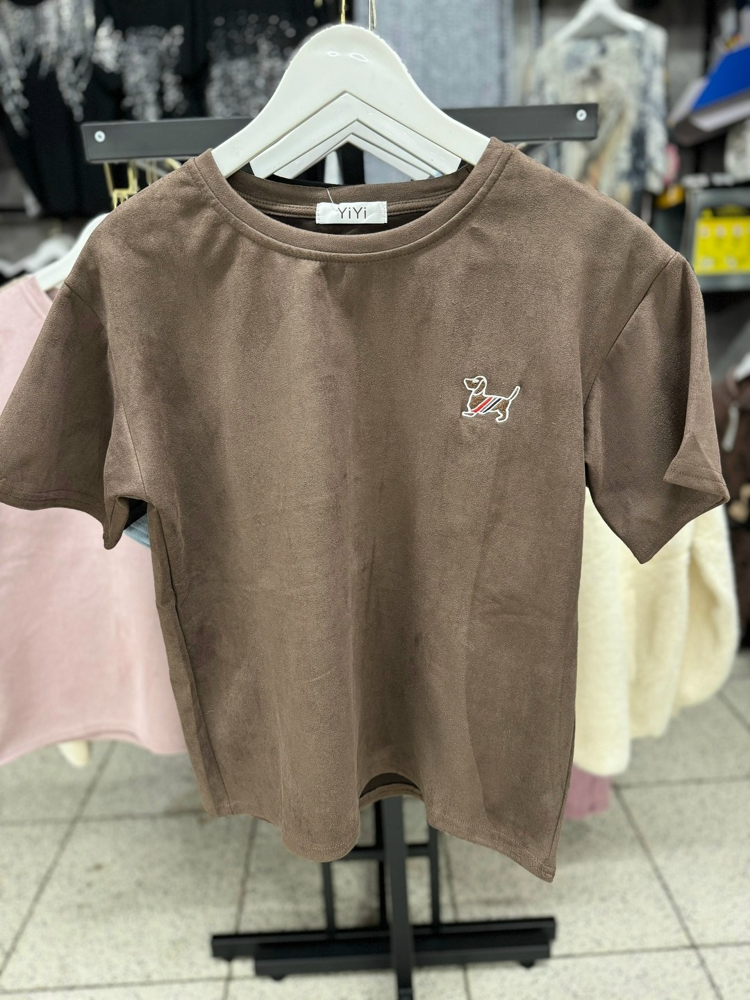 футболка,стиль футболка,футболки дизайн,бордовая футболка,футболки женские мужские