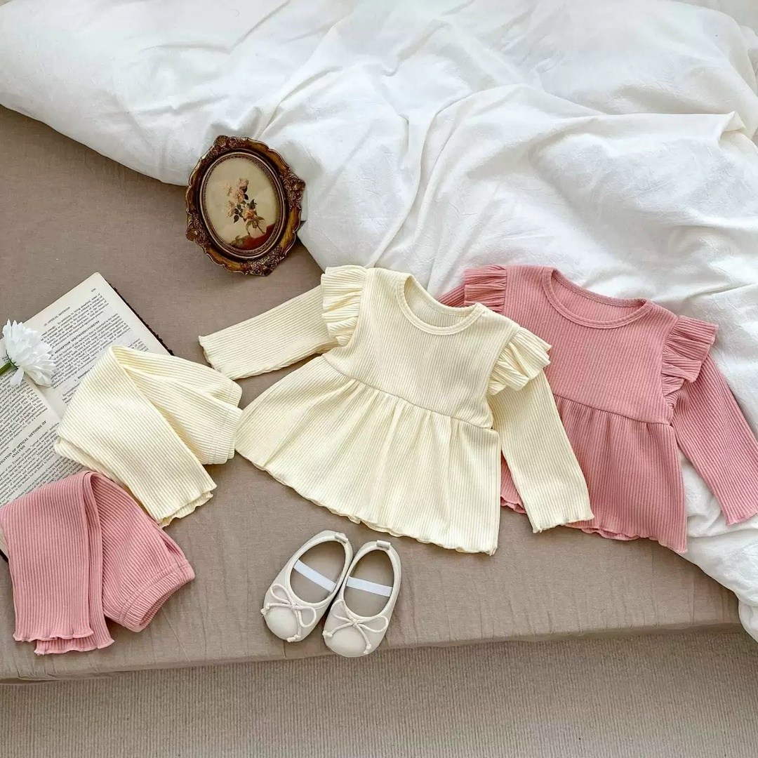 комплект одежды для маленьких девочек,комплект одежды для девочек,комплект для новорожденной девочки,комплект для девочки кофта и брюки с оборками,осенний комплект одежды для маленьких девочек от
