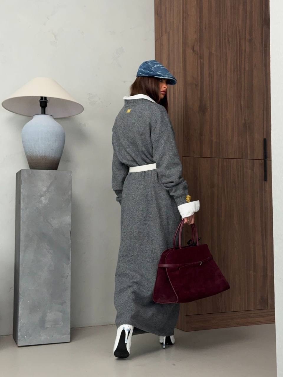 платье трикотажное с ремнем emberens 250483220,трикотажное платье,женское платье,модели платьев,темно-серое вязаное платье-свитер от fendi