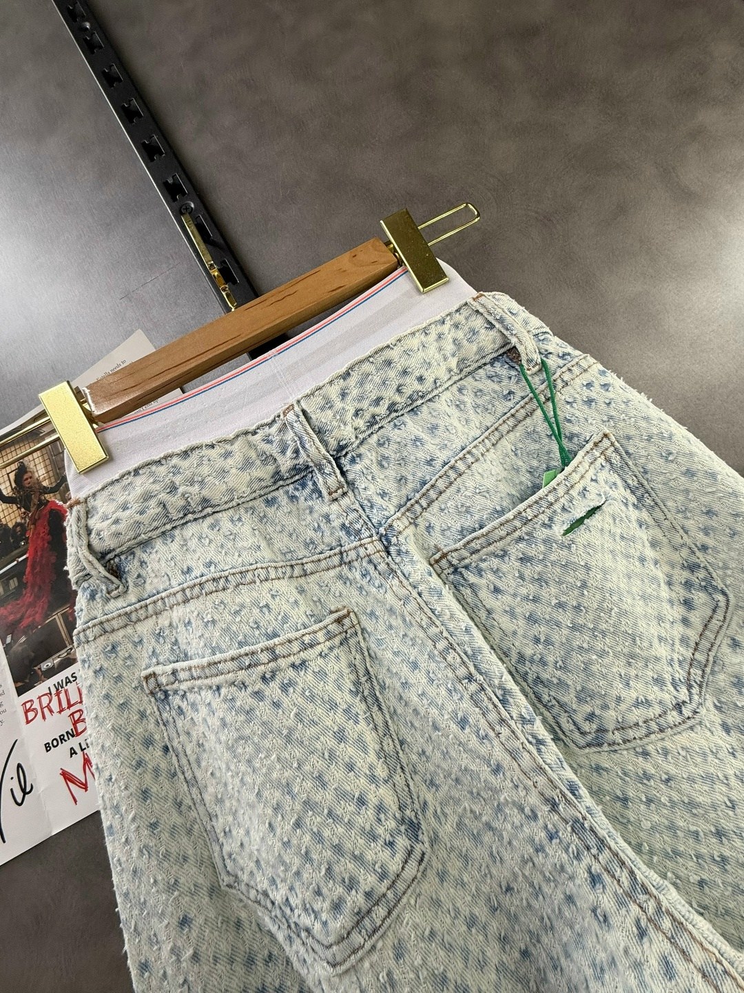 женские джинсы,модные джинсы,стильные джинсы,джинсы широкие,джинсы