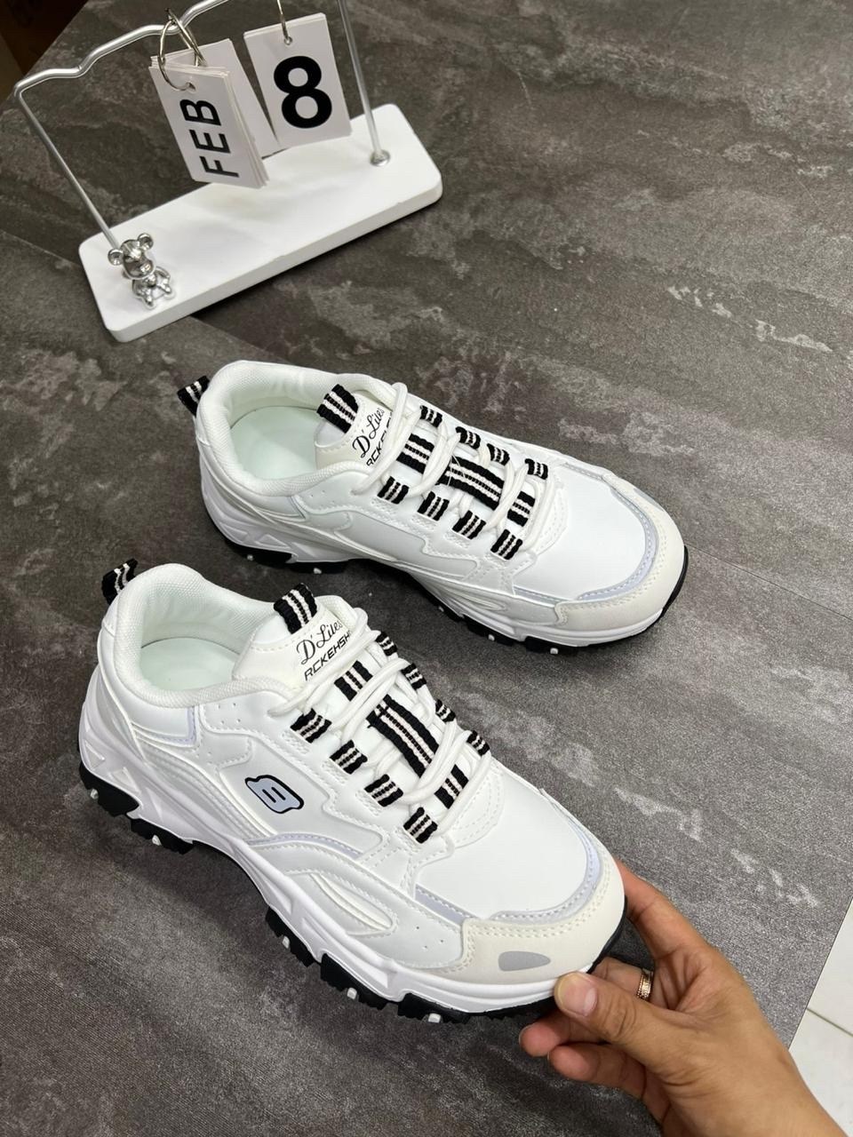 кроссовки женские,женские кроссовки skechers,спортивная ,кроссовки skechers,повседневные кроссовки