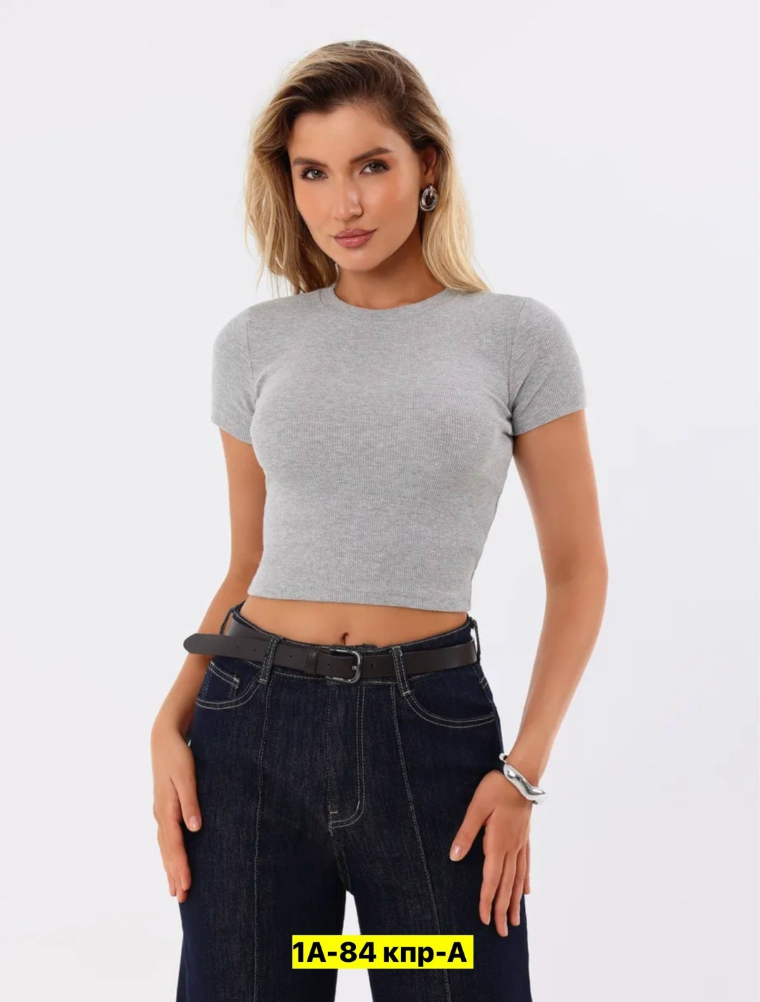 футболка женская укороченная,футболка скимс укороченная облегающая в рубчик базовая chelebi,футболки женская,базовая футболка женская,укороченная футболка в рубчик