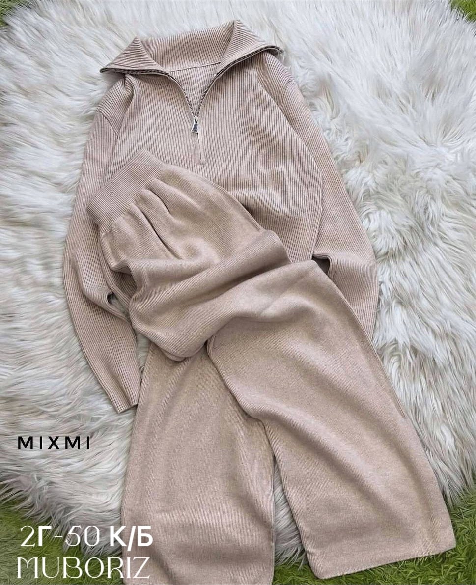 вязаные костюмы,трикотажный костюм,костюмчик трикотажный,костюм