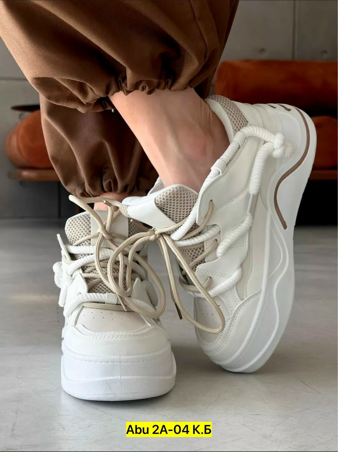 кроссовки женские бежевый,бежевые кроссовки,женские кроссовки,кроссовки женские модные,