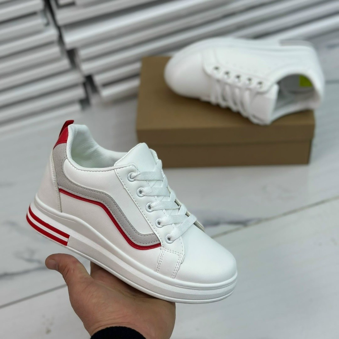 ,женские кроссовки,кроссовки белый,кроссовки модные женские,кроссовки для женщин