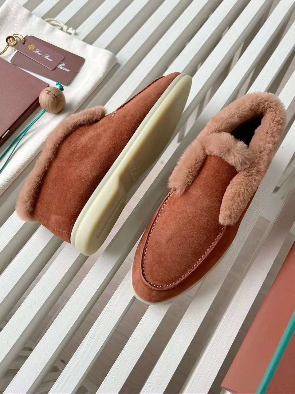 женские лоферы loro piana open walk с мехом,ботинки женские зимние замшевые лоро пиано морковные premium a131908,,лоферы женские loro piana,loro piana зимние лоферы