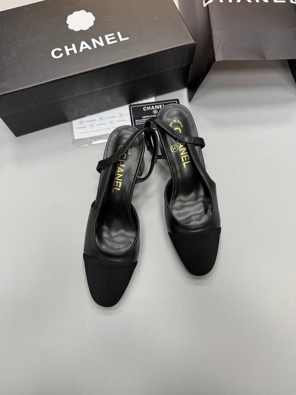 босоножки chanel,туфли chanel,босоножки шанель оригинал,chanel сандалии открытой пяткой,босоножки на каблуке chanel чёрные