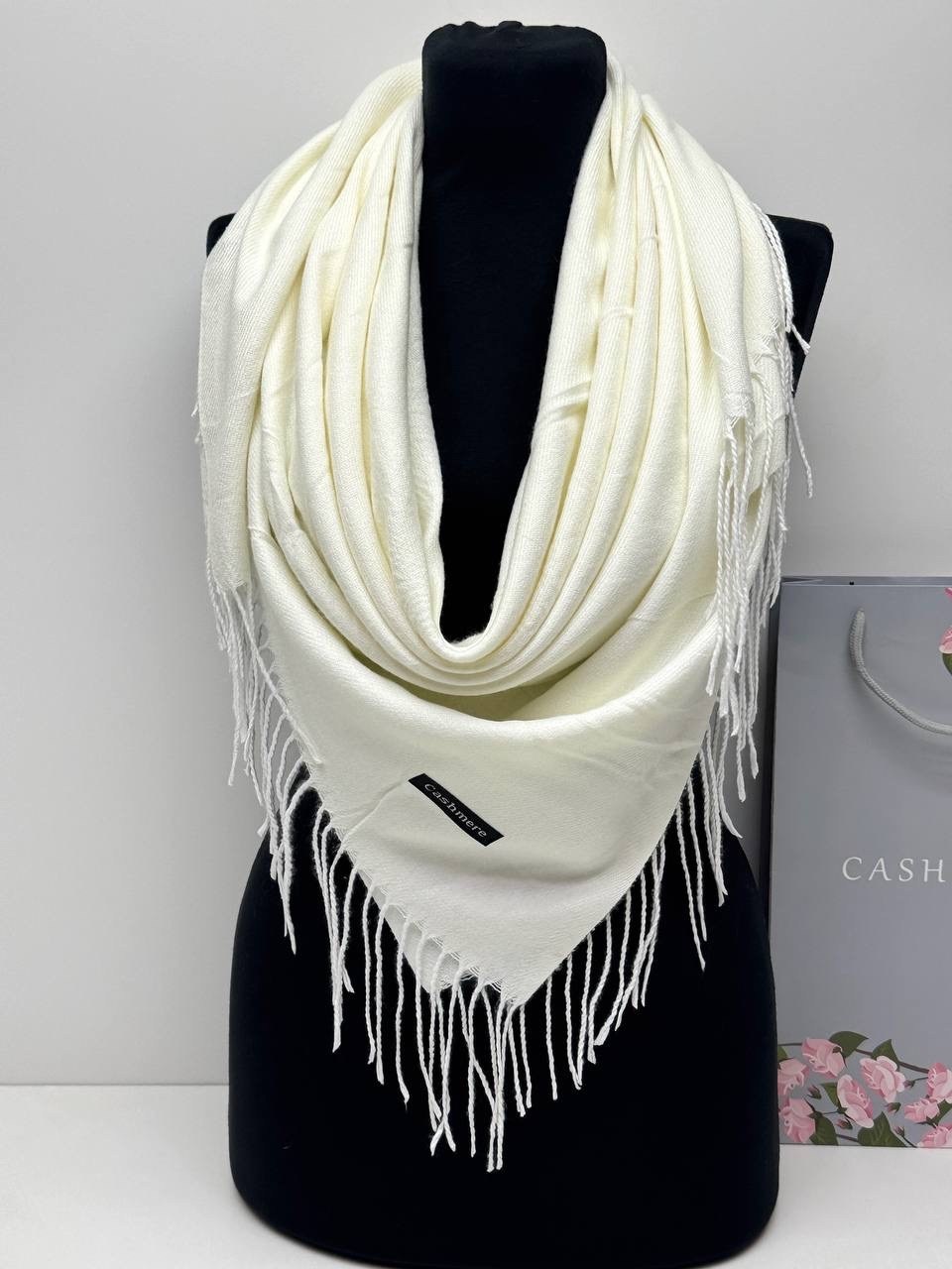 платок квадратный двусторонний кашемир,платки кашемир,шарф кашемировый женский однотонный,теплый кашемировый платок,платки шарф