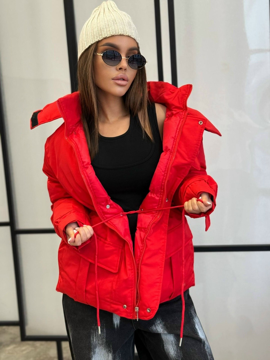 женская демисезонная куртка,куртка женская,куртка женская демисезонная с капюшоном красная,куртка женская демисезонная с капюшоном,женская куртка зимняя