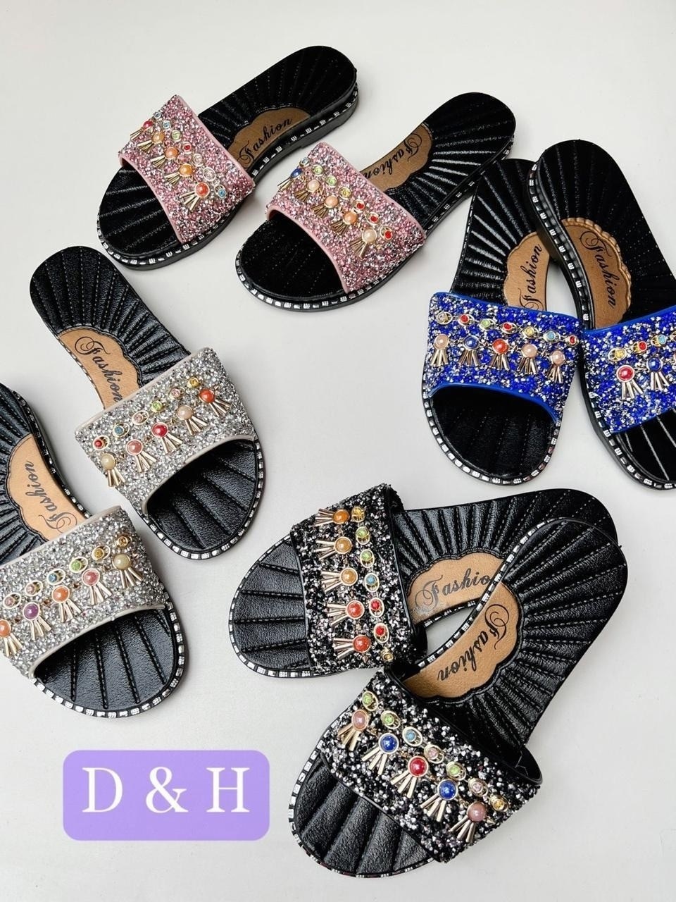 женские шлепанцы,шлепки со стразами,шлепанцы со стразами,,шлепанцы модные