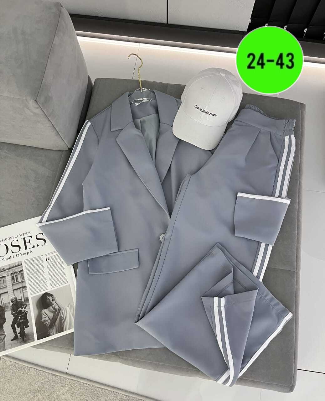 классический брючный костюм двойка,костюм женский двойка пиджак с брюками,брючный костюм женский,костюм двойка в сером цвете,классический брючный костюм двойка арт. 778074