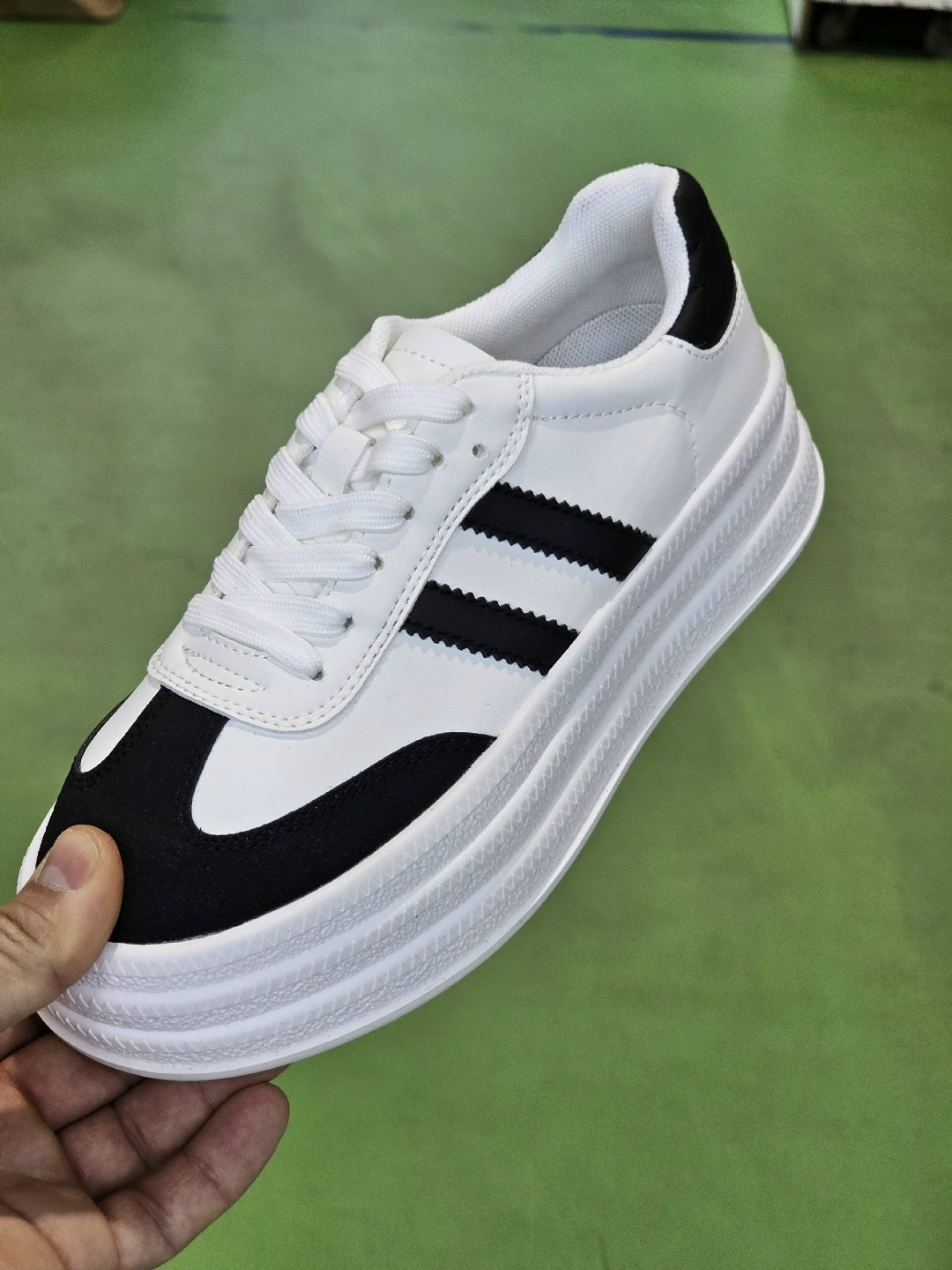 ,кроссовки женскиe,черные кроссовки,кроссовки новинки,кроссовки кеды