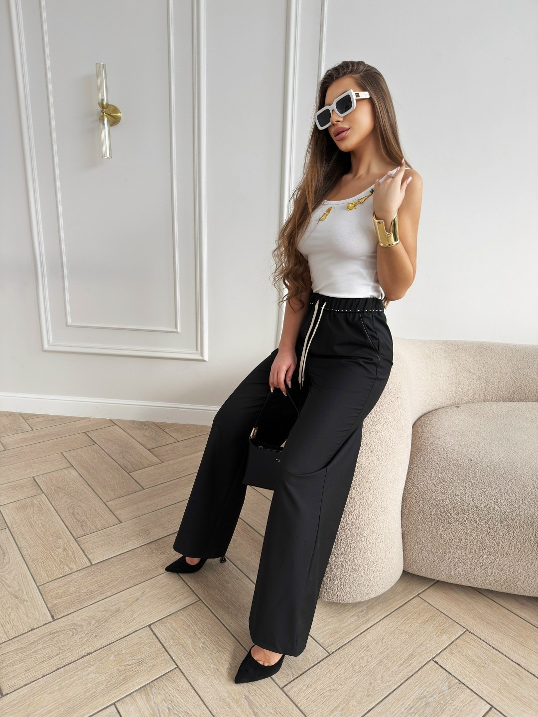 брюки палаццо,широкие брюки,стильные брюки прямого кроя,женские брюки,черные широкие брюки