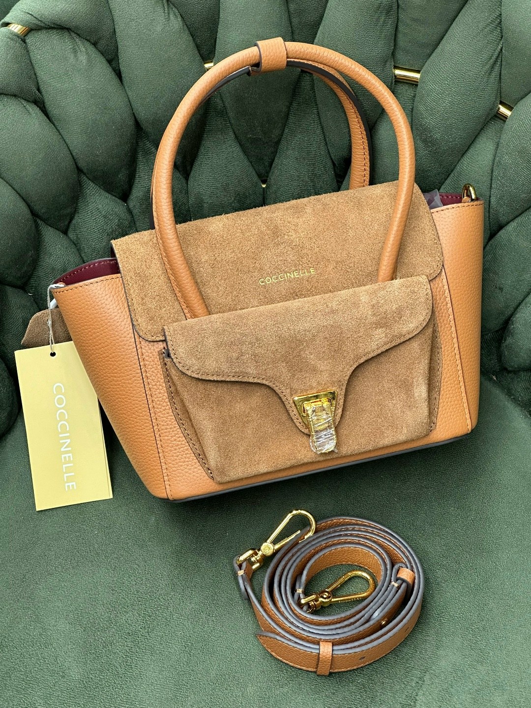 сумка coccinelle,сумка beat классическая с клапаном coccinelle,coccinelle сумка arlettis medium,coccinelle сумка liya medium цвет серый,женская сумка coccinelle