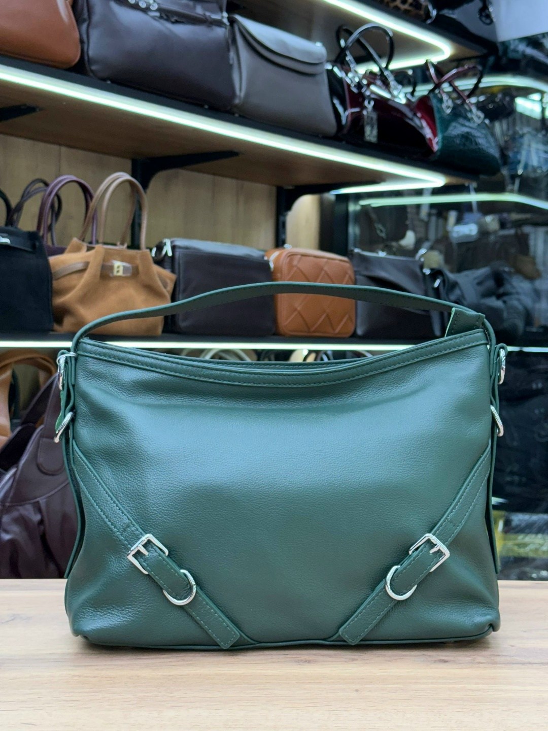 сумки,сумка женская красная,женская сумка,красная сумка,женская кожаная сумка