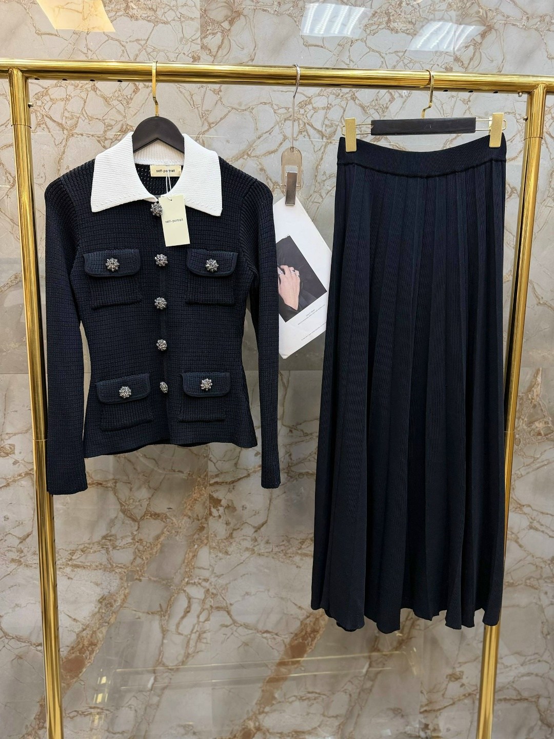 трикотажные костюмы,костюм с юбкой,костюм,одежда модная