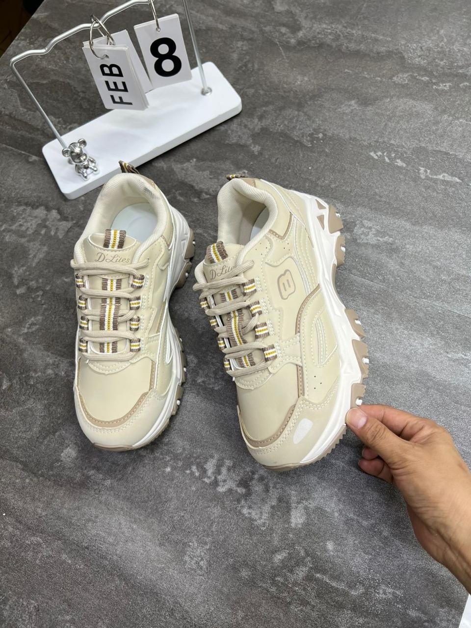 кроссовки женские,женские кроссовки skechers,спортивная ,кроссовки skechers,повседневные кроссовки