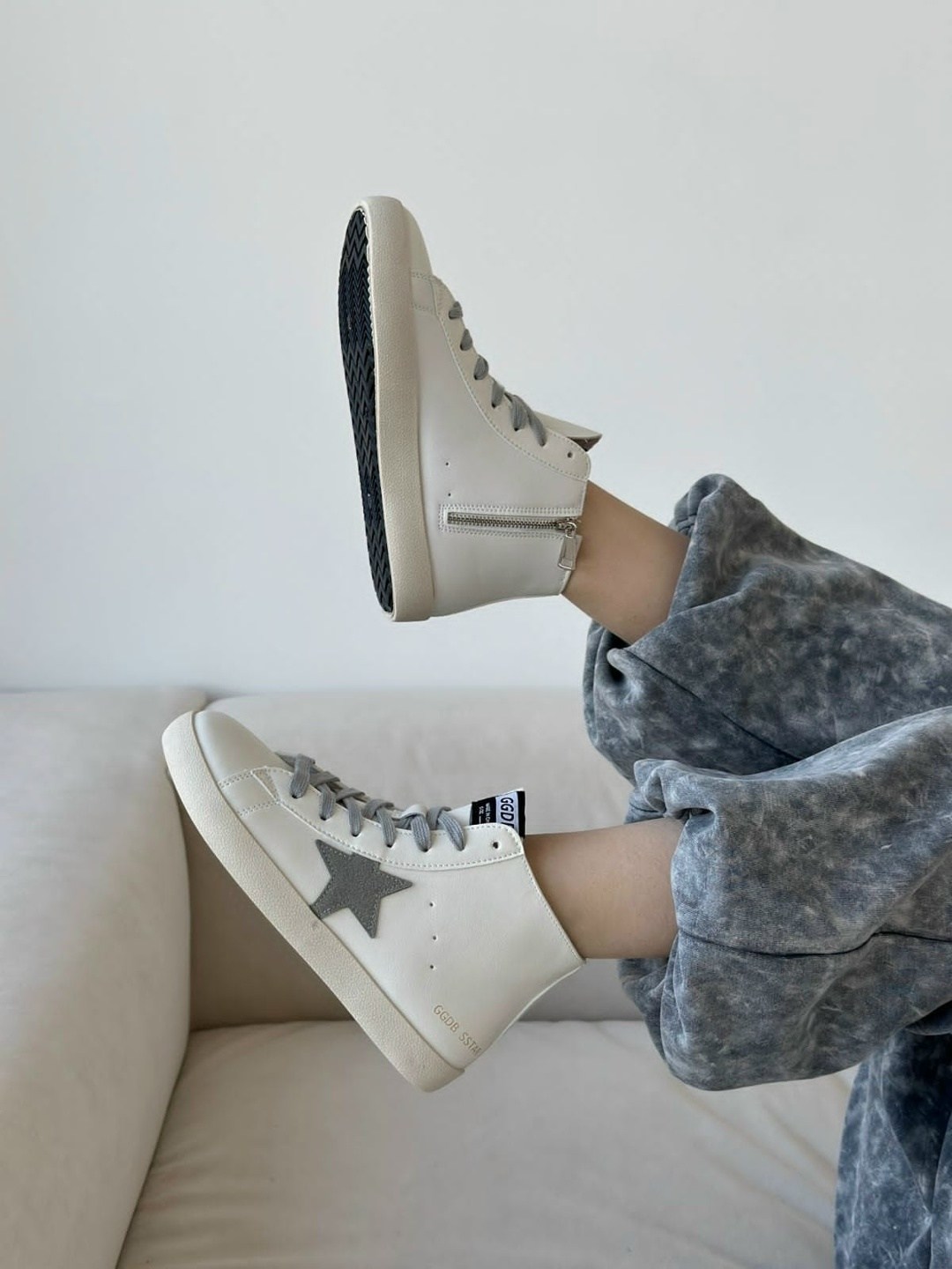 ,женские кроссовки,брендовая ,женская ,обуви